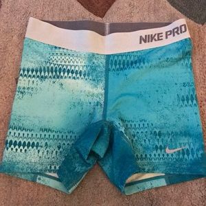 nike pros